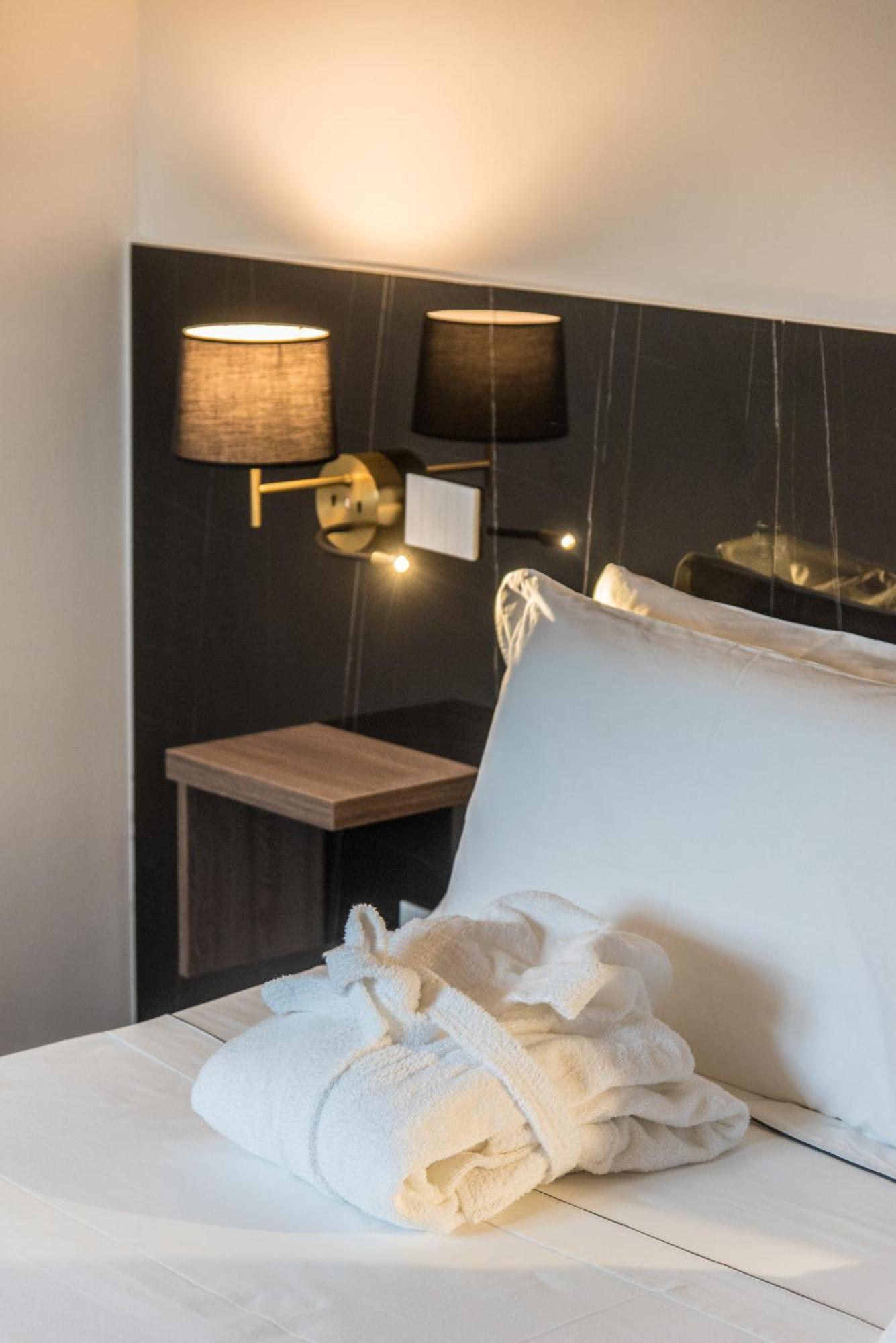 Suite Santa Chiara Трані Екстер'єр фото