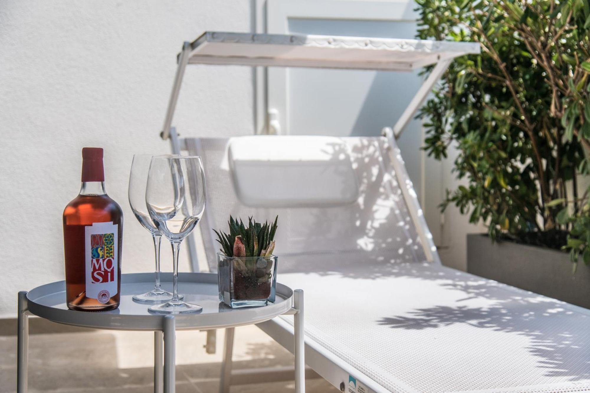 Suite Santa Chiara Трані Екстер'єр фото